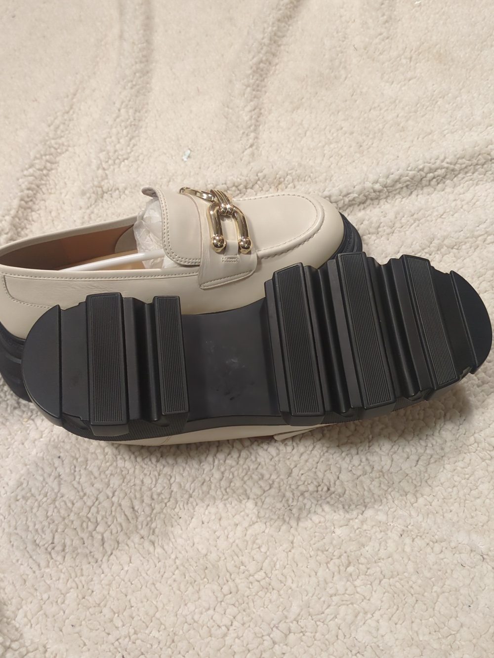 Lisa & Vicky Decide-V Loafer Moccasin Women’s Size 9 NWOT Winter White Gold - Picture 9 of 14